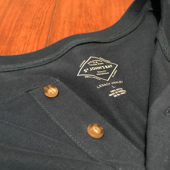 St. John’s Bay Large off Blue 3button sweat shirt - Picture 2 of 2